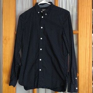 Young men’s button up